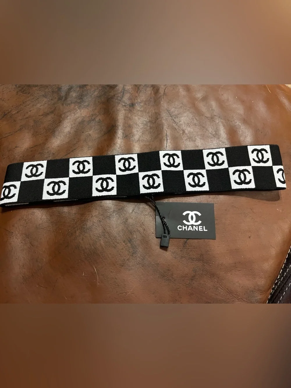 🖤 Double C Black White Checkered Letter Logo Stretch Headband